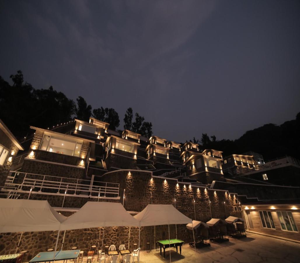 360 South, Khandala Lonavala Exteriör bild